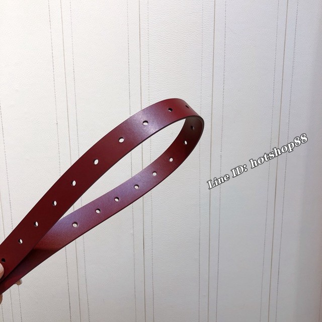 Charlotte Tilbury女士皮帶 CT標誌性的針扣腰帶  jjp1202